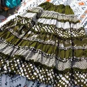 🌼 3 for $10 Fun Festival Skirt